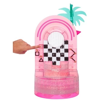 L.O.L. Surprise! Shine On Salon & Spa With 65+ Surprises 3 L.O.L. Surprise! Shine On Salon & Spa With 65+ Surprises