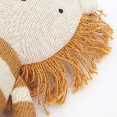 Meri-Meri Meri Meri Angus Small Lion Toy (Pack Of 1) 4 Meri-Meri Meri Meri Angus Small Lion Toy (Pack Of 1) - Image 2