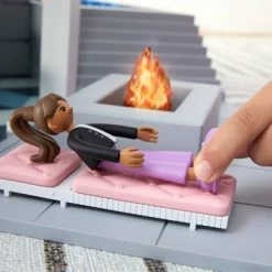 FAO Schwarz Toy Wood Ultimate Doll House LED